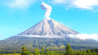 Gunung Merapi Tidak Pernah Meletus di Hari Jumat